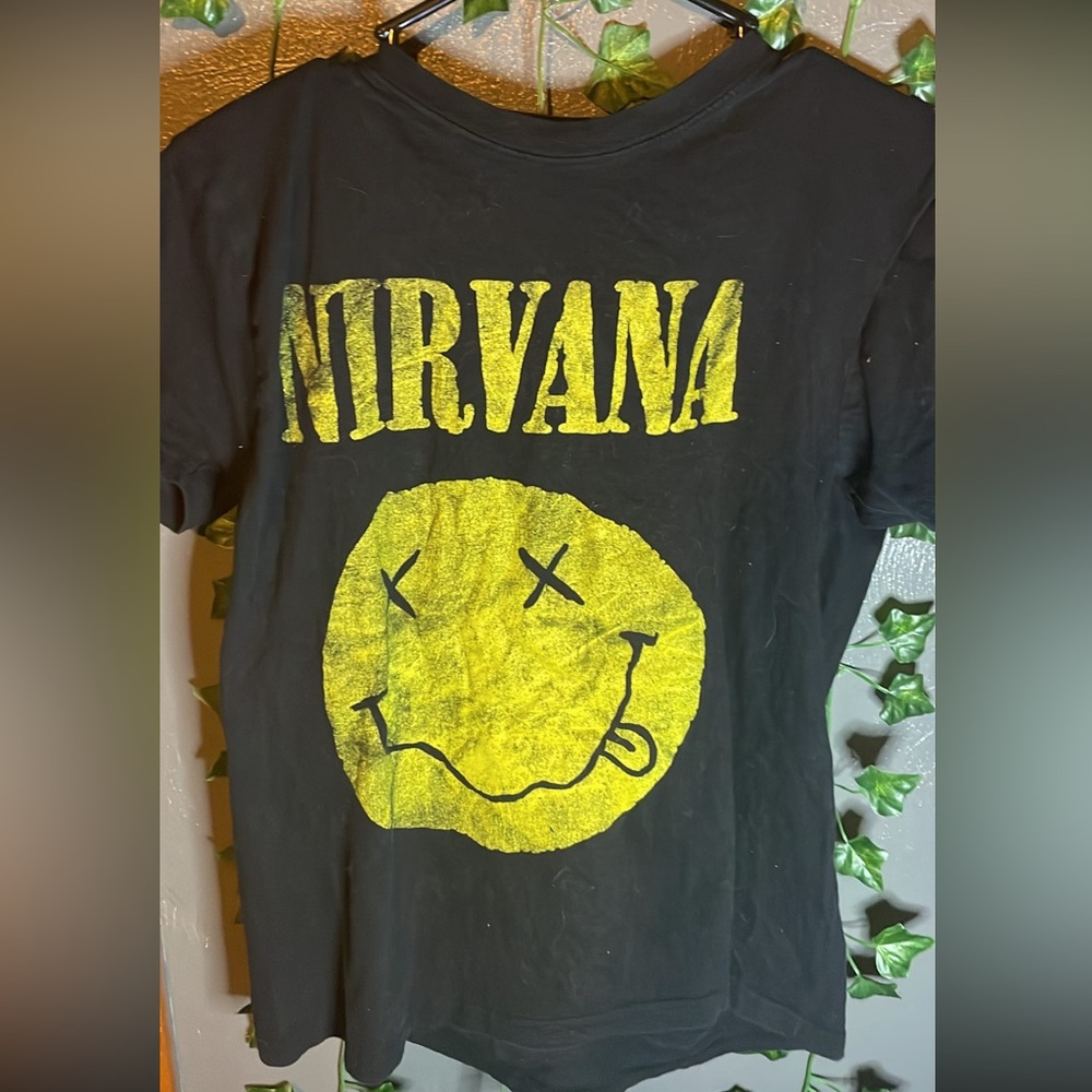 Nirvana shirt
